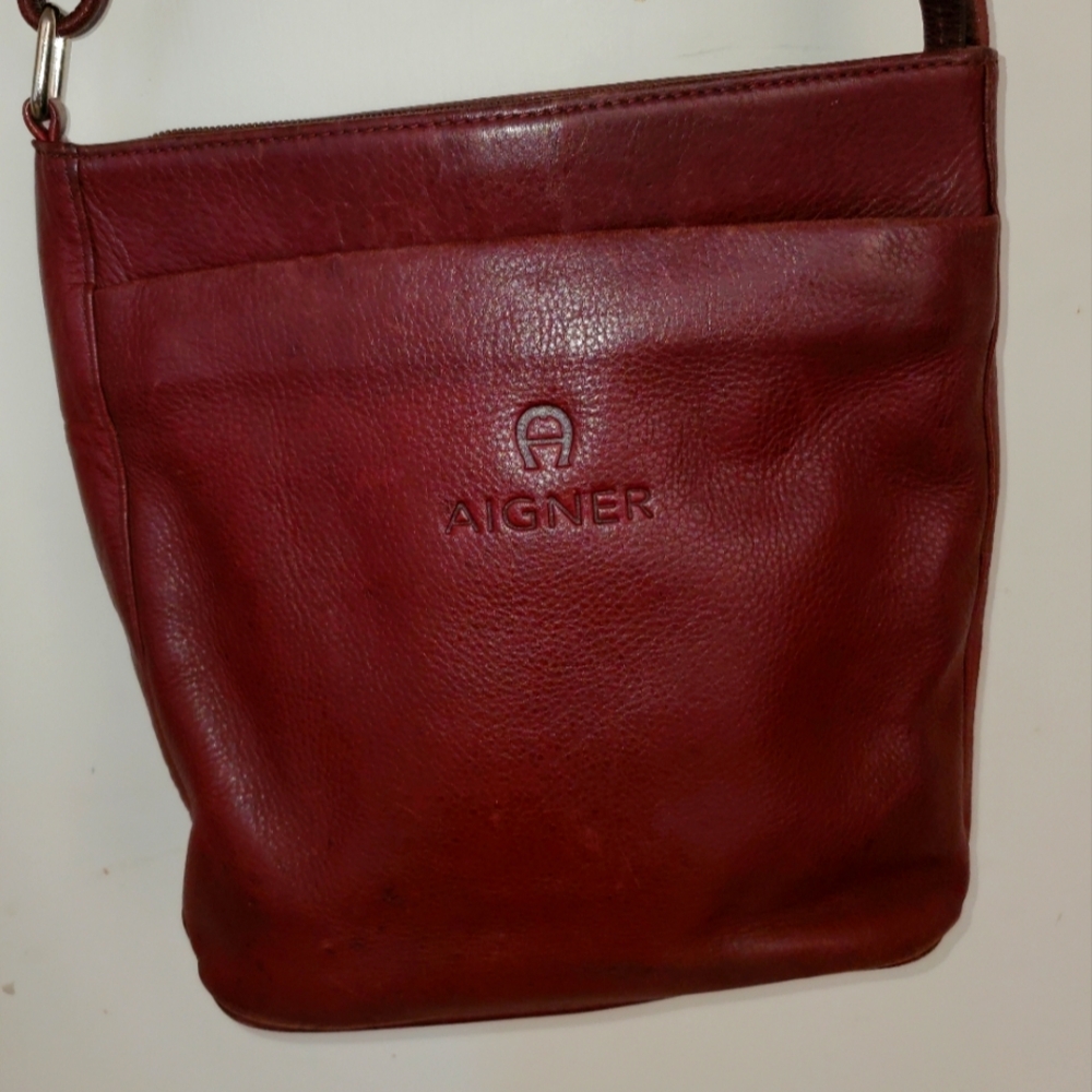 Aigner Red Leather Shoulder Bag